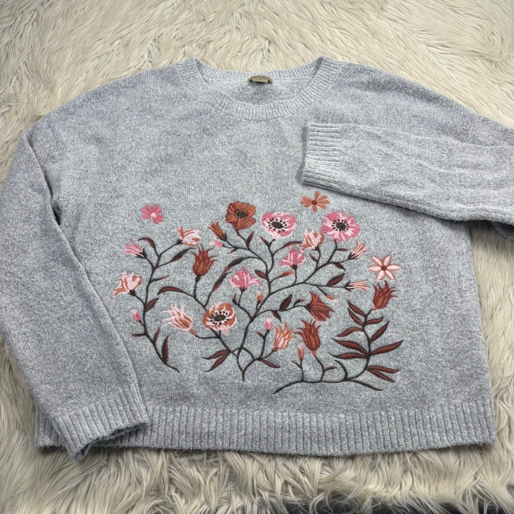 Anama Women's M Gray Plush Floral Embroidered Pullover Sweater Artsy Feminine